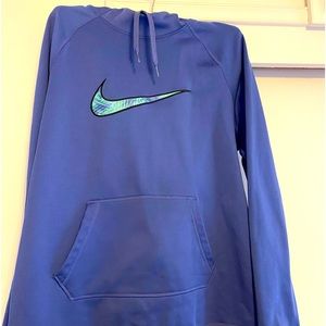 Nike Hoodie, only worn a few times!